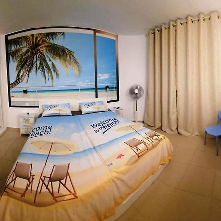 Blue Bay Paradise - Beach Front Apartment With Sea View Playa Paraiso  Exterior foto