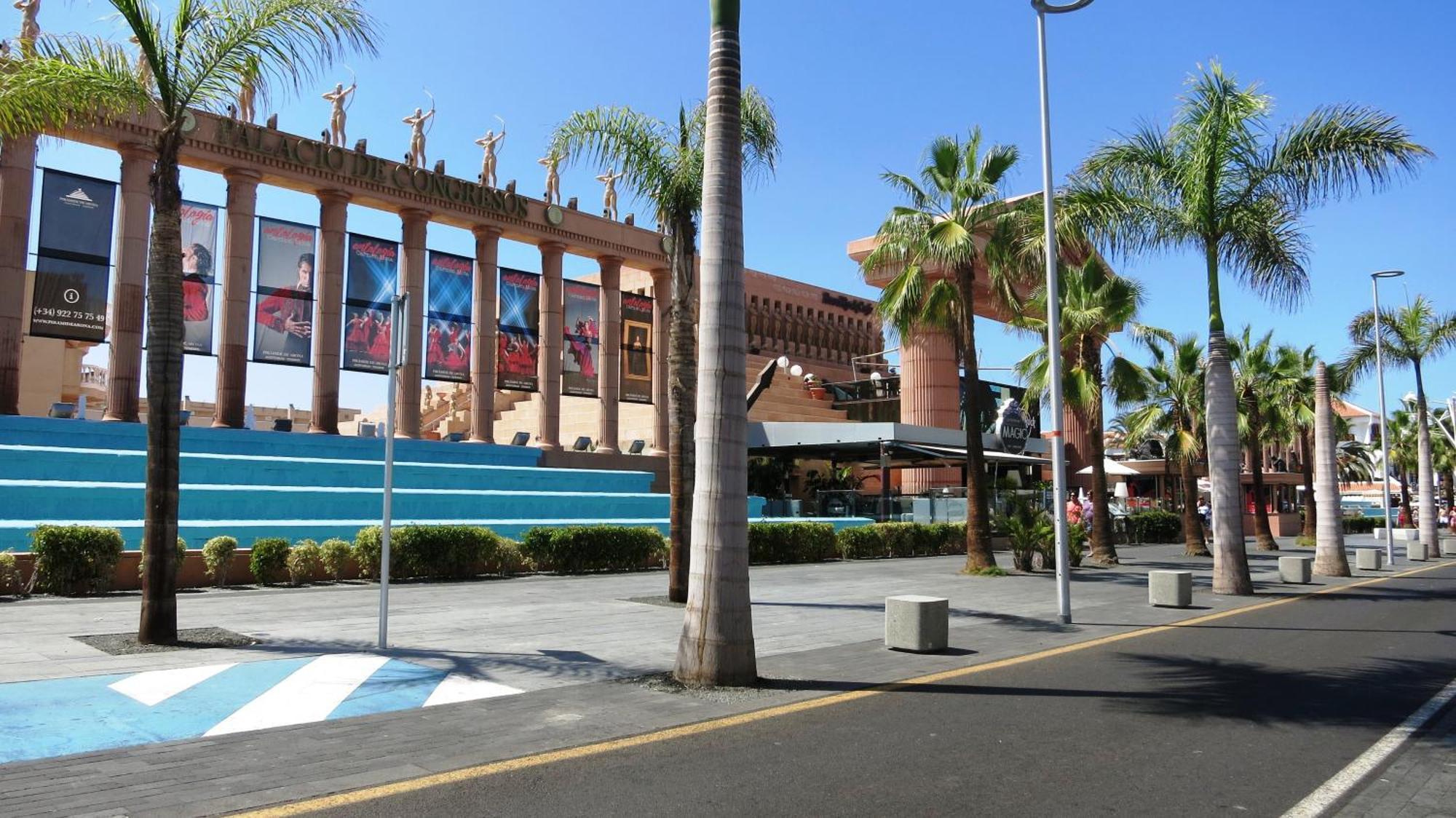 Blue Bay Paradise - Beach Front Apartment With Sea View Playa Paraiso  Exterior foto