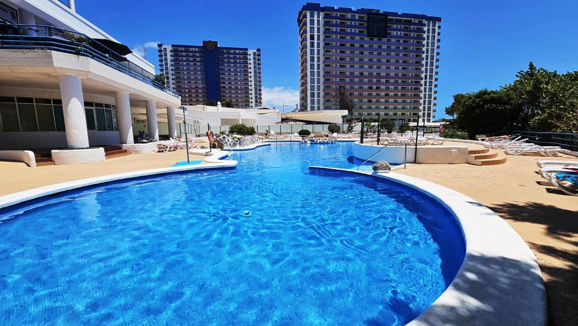 Blue Bay Paradise - Beach Front Apartment With Sea View Playa Paraiso  Exterior foto