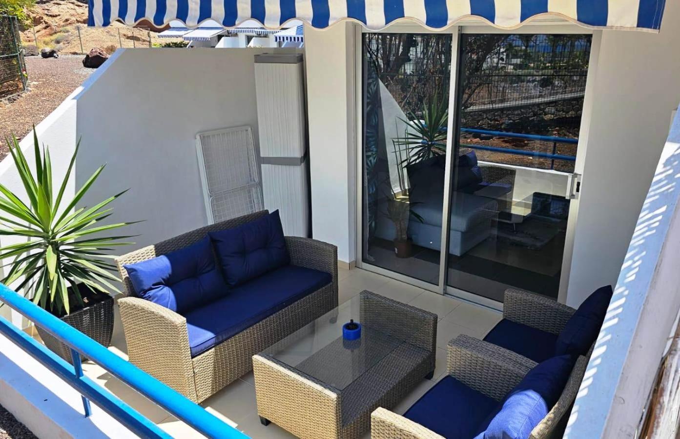 Blue Bay Paradise - Beach Front Apartment With Sea View Playa Paraiso  Exterior foto